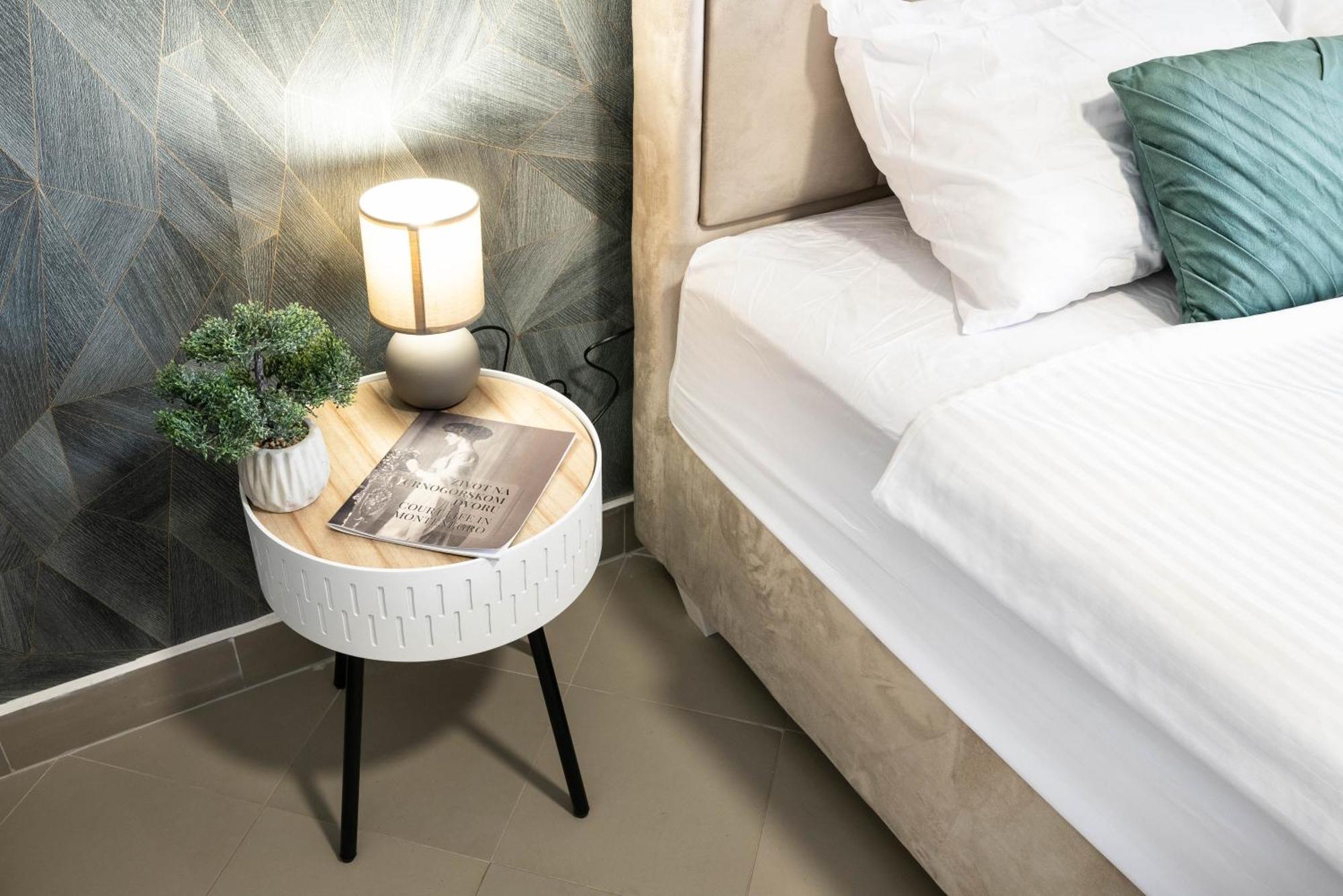 Studio Apartment Cudo Nevidjeno Karuc 外观 照片